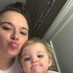 Meet your Posher, Lizzbeth